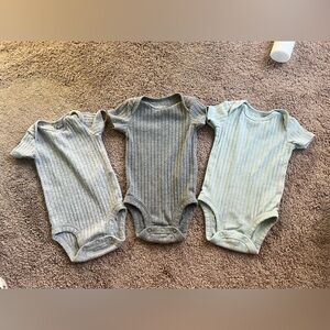 3 bodysuits